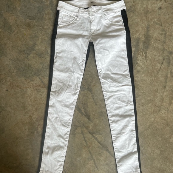 Hudson Jeans 🔲 Black and White Skinny Fit with Bold Contrast - Picture 6 of 7